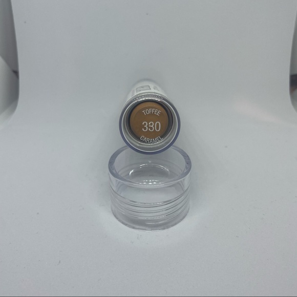 Maybelline New York Super Stay Foundation Stick - Toffee 330 - Picture 2 of 4